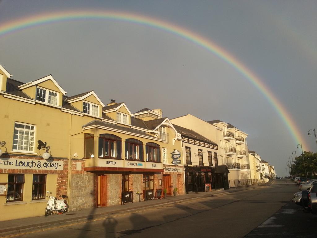 The Lough & Quay Accommodation Town Centre 沃伦波因特 外观 照片